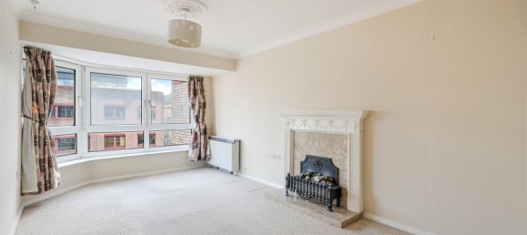 Apartamento en Epsom, United Kingdom No. 9774 2