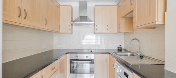 Apartamento en Epsom, United Kingdom No. 9774 4