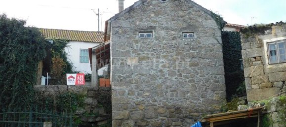 3 bedrooms House in Nespereira, Portugal No. 130512 5