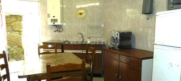 3 bedrooms House in Nespereira, Portugal No. 130512 16