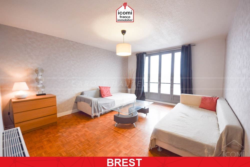 2 bedrooms Apartment in Brest, France No. 201614