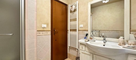 Apartamento de 6 divisões em Ponsacco, Italy N.º 20648 21