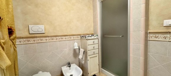 Apartamento de 6 divisões em Ponsacco, Italy N.º 20648 20