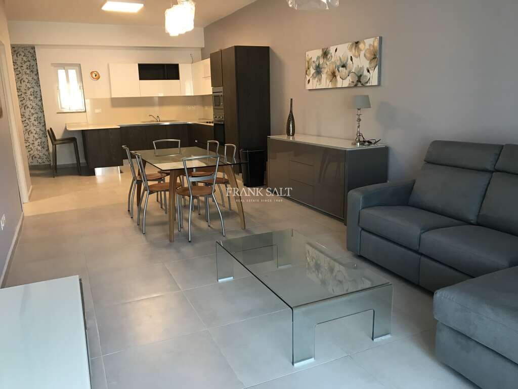 Apartamento T2 em Saint Julian's, Malta N.º 9109