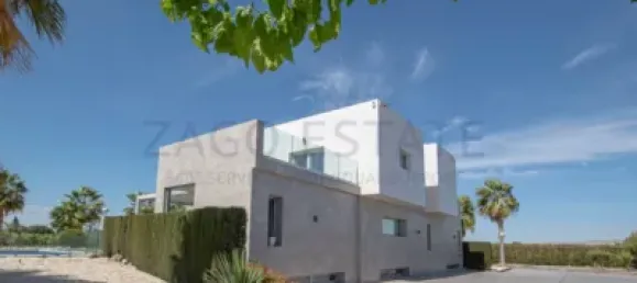 3 غرف نوم فيلا في Alicante, Spain رقم 190541 26