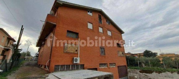 Studio à Rome, Italy No. 363952 12