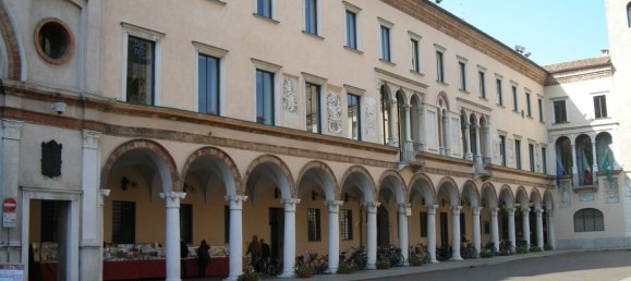 Коммерческая недвижимость 17м² в Крема, Италия № 149078 13