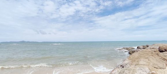 1 bedroom Condo in Pattaya, Thailand No. 12106 17