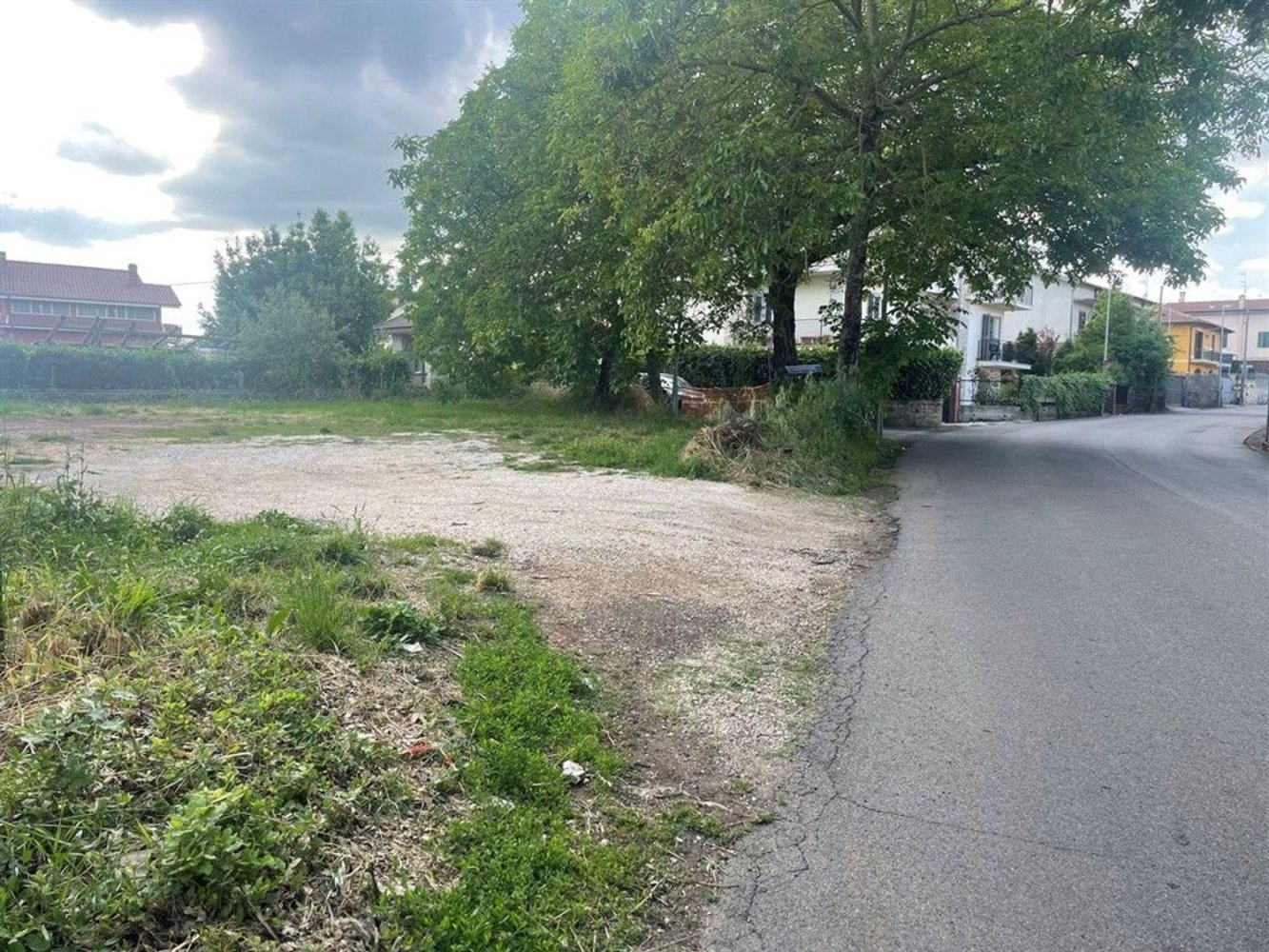 Terreno en Cave, Italy No. 320528