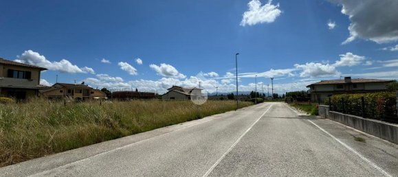 770m² Land in Cannara, Italy No. 83882 16