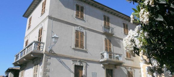 9 rooms Castles in Frassinello Monferrato, Italy No. 238120 2