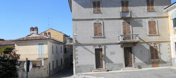 9 rooms Castles in Frassinello Monferrato, Italy No. 238120 3