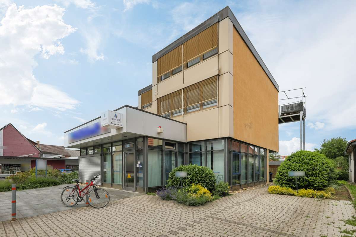 Bureau à Enzkreis, Germany 149m² No. 367010