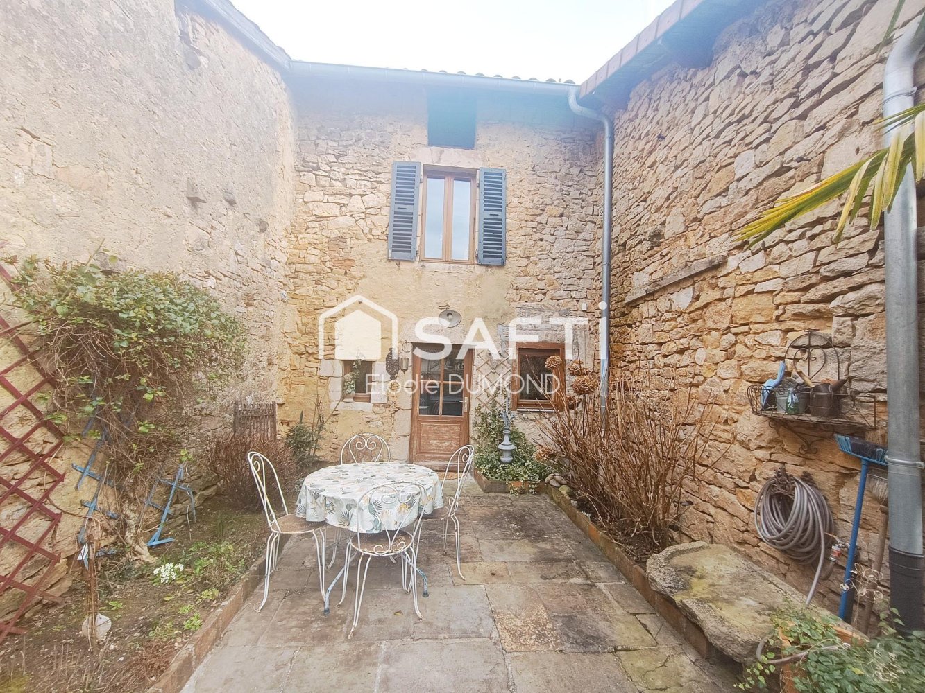 3 bedrooms Townhouse in Saint-Amour, France No. 206407