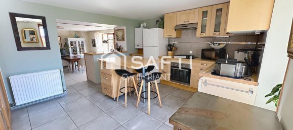 3 bedrooms House in Vourey, France No. 196332 5