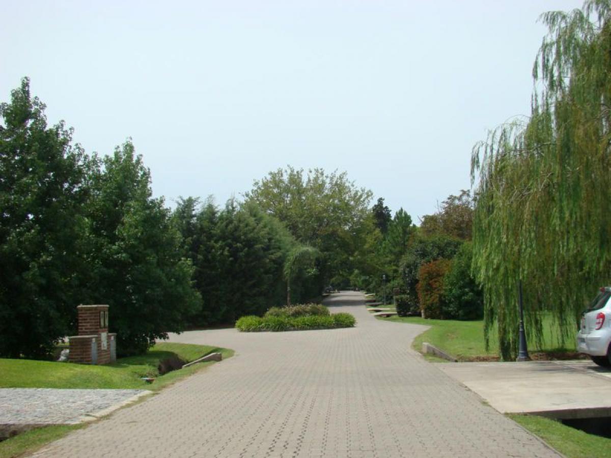 Grundstück in Campana, Argentina, Nr. 49855