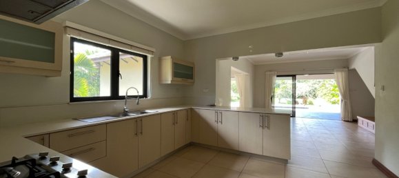 4 Schlafzimmer Villa in Riviere Noire, Mauritius, Nr. 236 4