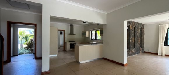 4 Schlafzimmer Villa in Riviere Noire, Mauritius, Nr. 236 3