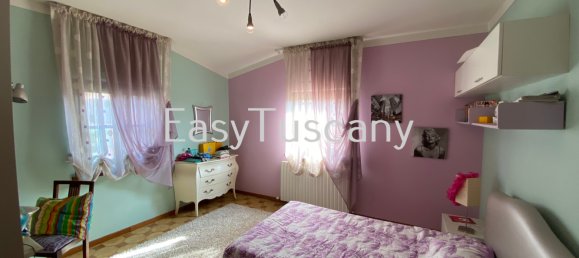 3 rooms Apartment in Porcari, Italy No. 309188 3