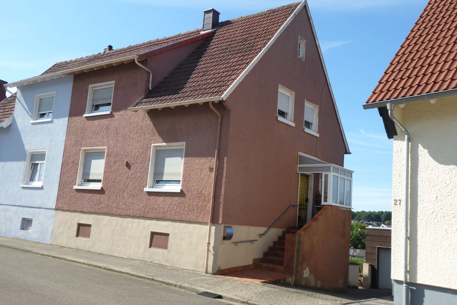 Таунхаус с 6 комнатами в Саарпфальц, Германия № 277388