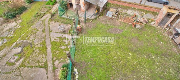 Casa de 4 habitaciónes en Cerano, Italy No. 38105 28