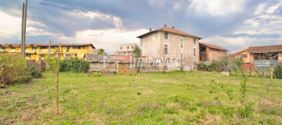 Casa de 4 habitaciónes en Cerano, Italy No. 38105 36