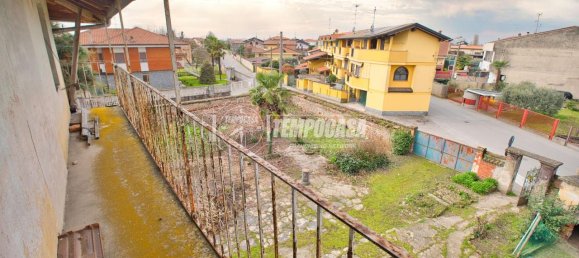 Casa de 4 habitaciónes en Cerano, Italy No. 38105 26