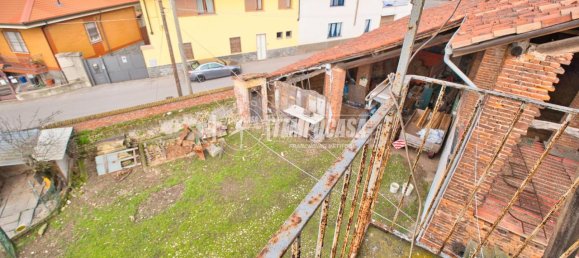 Casa de 4 habitaciónes en Cerano, Italy No. 38105 27