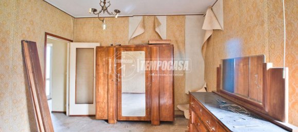 Casa de 4 habitaciónes en Cerano, Italy No. 38105 12