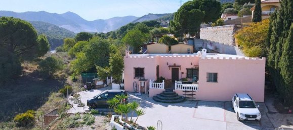 6 Schlafzimmer Villa in Alhaurin de la Torre, Spain, Nr. 64612 3
