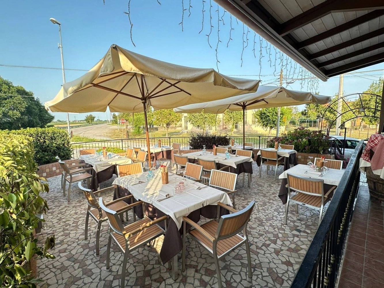 350m² Commercial property in Musile di Piave, Italy No. 229820