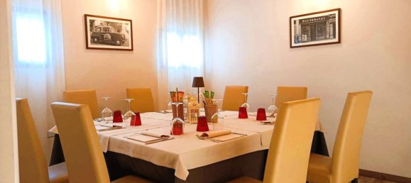 350m² Commercial property in Musile di Piave, Italy No. 229820 10