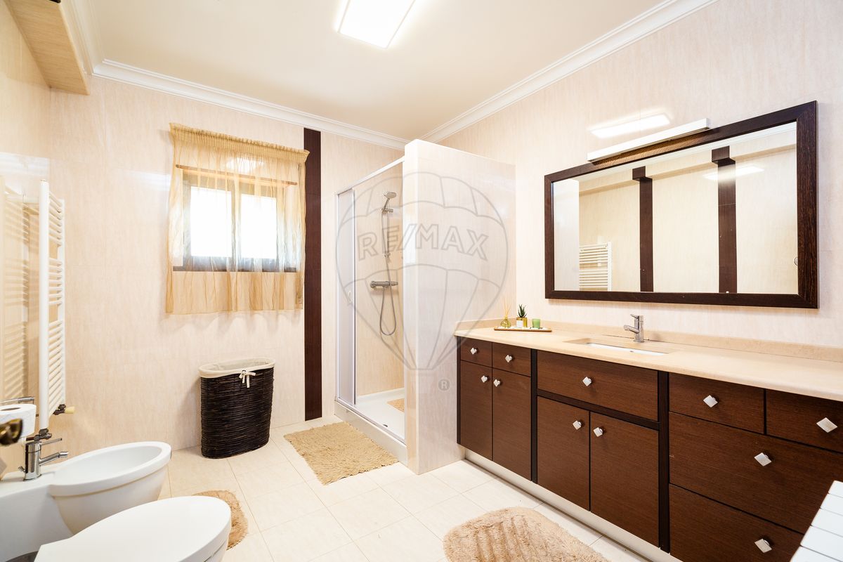 4 bedrooms House in Santa Catarina da Serra, Portugal No. 26532