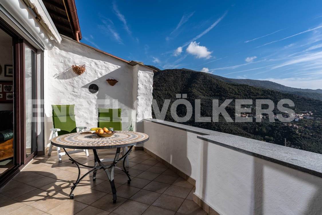 2 bedrooms House in Chiusanico, Italy No. 108368