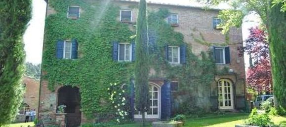 10 rooms House in Sinalunga, Italy No. 25677 2