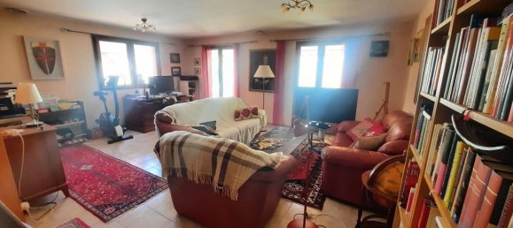 3 bedrooms House in Autignac, France No. 37977 6