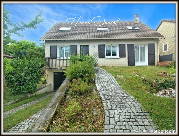 3 bedrooms House in Itteville, France No. 310982