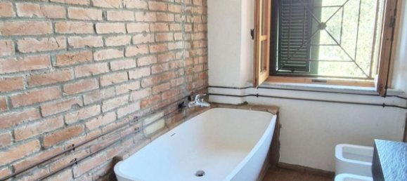 8 rooms House in Camaiore, Italy No. 51757 38