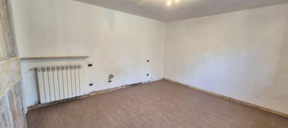 8 rooms House in Camaiore, Italy No. 51757 7