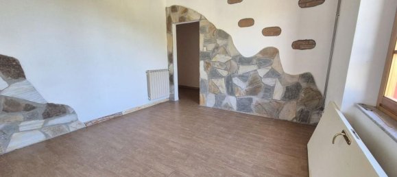 8 rooms House in Camaiore, Italy No. 51757 2