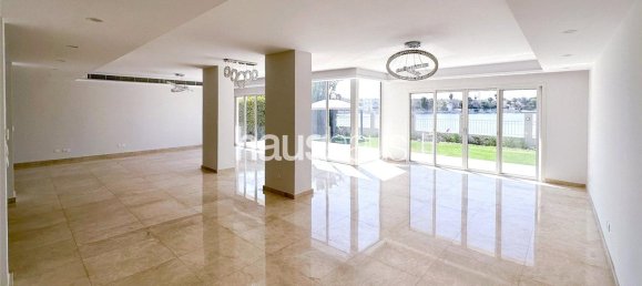 4 bedrooms Villa in The Lakes, UAE No. 99931 4