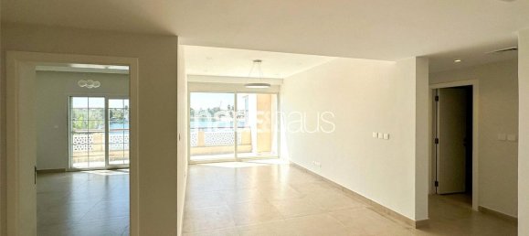 4 bedrooms Villa in The Lakes, UAE No. 99931 14