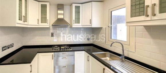 4 bedrooms Villa in The Lakes, UAE No. 99931 2