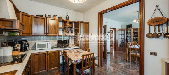 6 rooms House in Poggio Renatico, Italy No. 293228 23