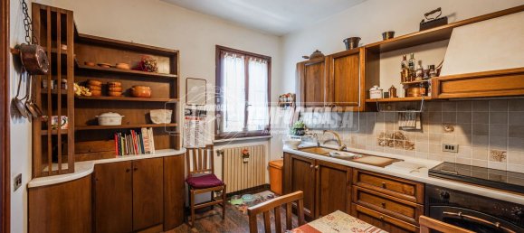 6 rooms House in Poggio Renatico, Italy No. 293228 25
