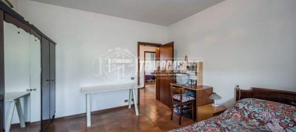 6 rooms House in Poggio Renatico, Italy No. 293228 37