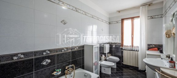 6 rooms House in Poggio Renatico, Italy No. 293228 42