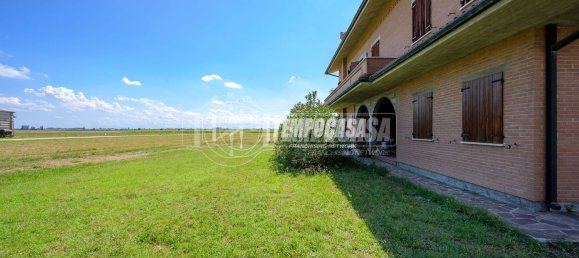 6 rooms House in Poggio Renatico, Italy No. 293228 7