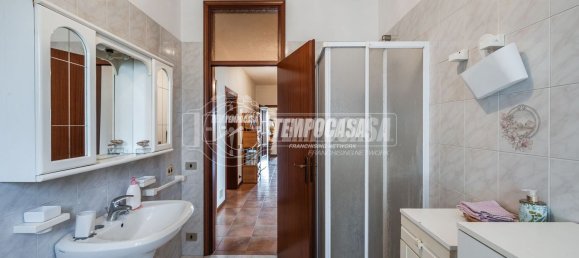 6 rooms House in Poggio Renatico, Italy No. 293228 46