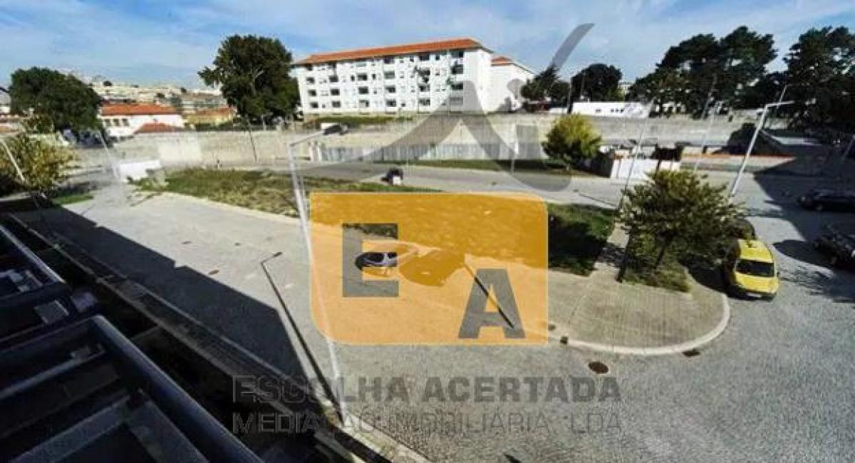  Land in Porto, Portugal No. 8575